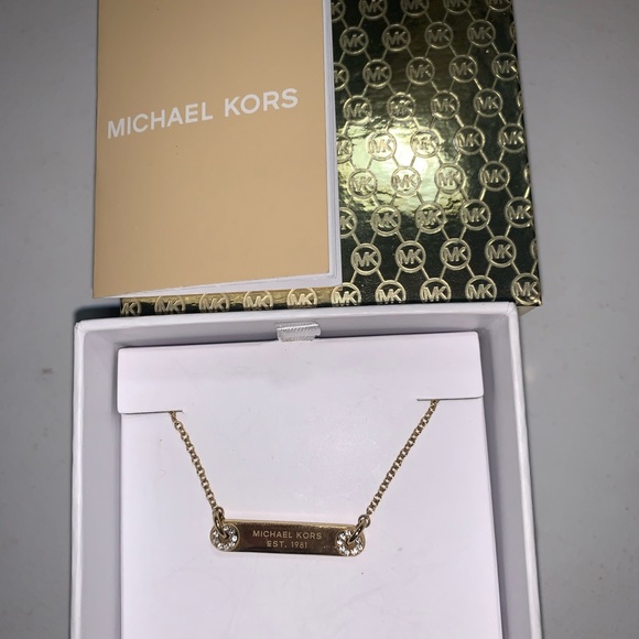 NEW MICHAEL KORS NECKLACE - Picture 1 of 2